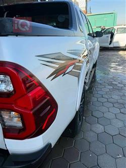 تويوتا هايلوكس